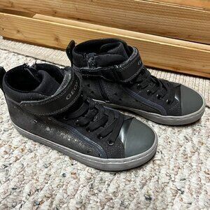 Geox High tops Geox Shoes Respira Grey with Gold Hearts Eur: 30 = US: 12